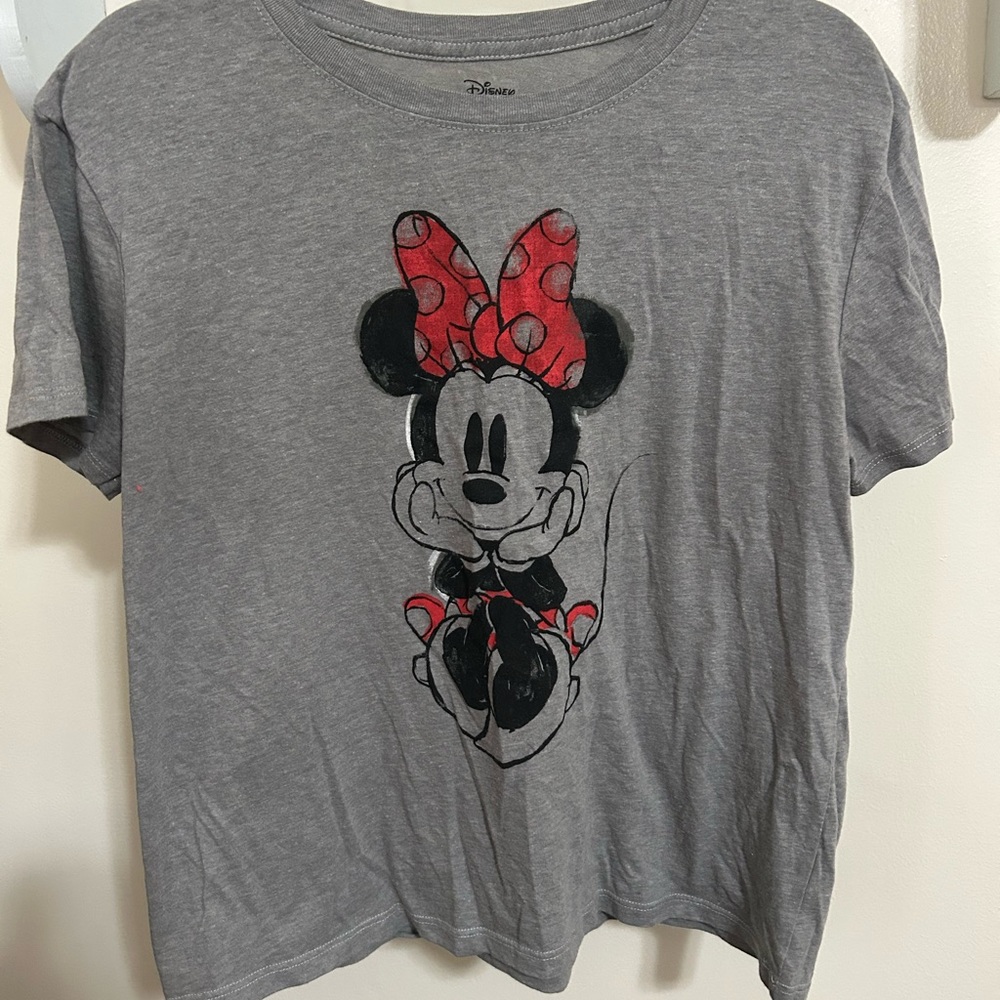 Disney Gray and Red Minnie Mouse T-Shirt